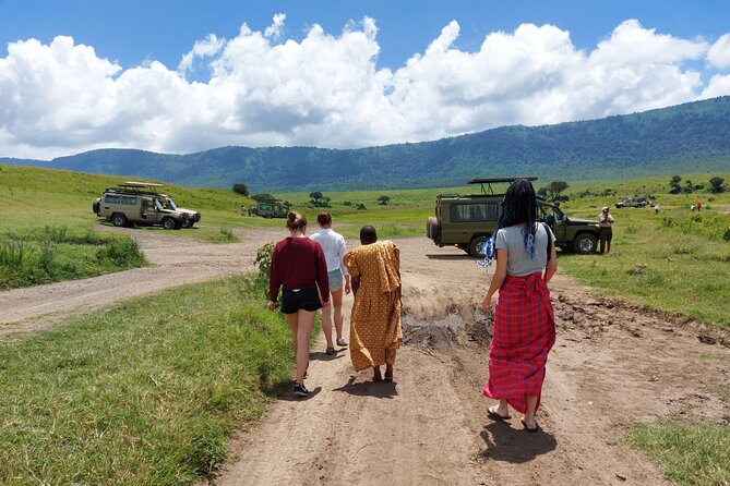 2 Days Safari through Tarangire NP and Lake Manyara NP - Mto wa Mbu and the Maasai Village Stop