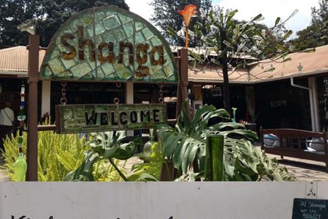 24 Hours in Arusha—Arusha Museum, Cultural Heritage, Maasai Market, Shanga - Stop 1: Cultural Heritage Centre, shopping with context
