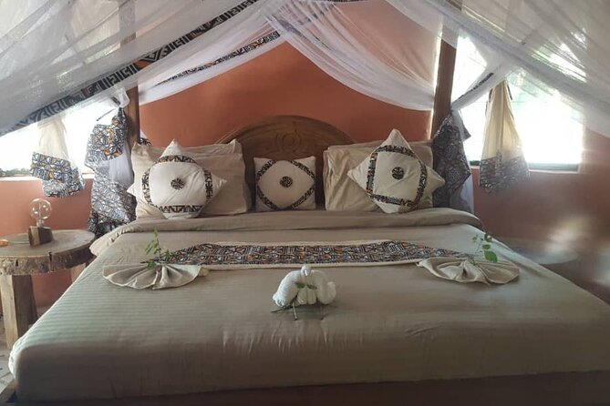 3 Days Nyerere NP [Selous GR] Game, Walking and Boat - Day 1: Dar departure, check-in, then Rufiji sunset boat safari