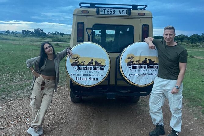 5days Tanzania Safari lodge and camping Serengeti, Tarangire & Ngorongoro Crater - Lake Manyara: monkey chatter and the search for tree-sleeping lions