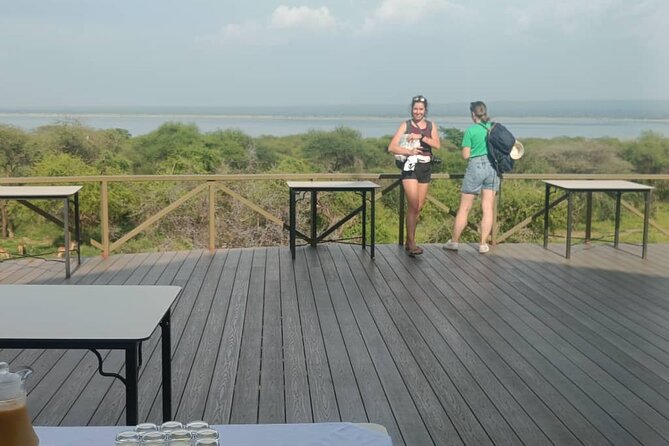 6 -Day Tarangire, Manyara, Serengeti & Ngorongoro - Day 3 inside Serengeti: the sunrise game drive with breakfast boxes