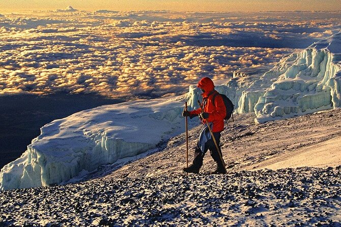 6 Days Kilimanjaro Climbing Machame route - Crowds on Machame: how it changes the feeling (and what you can control)