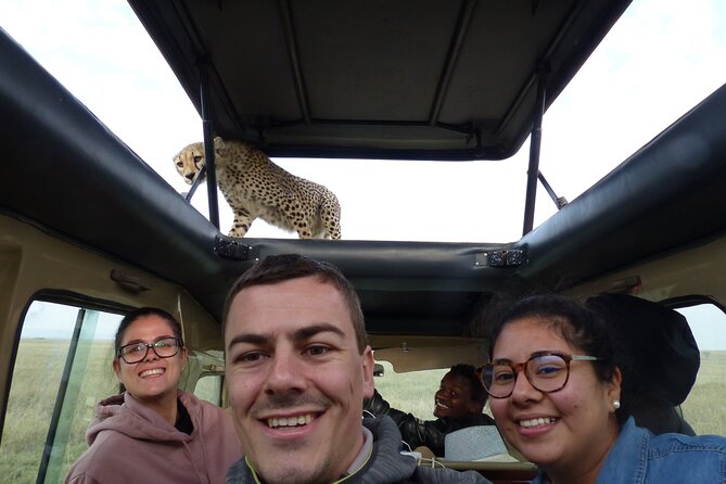 6 Days Private Budget Safari - Ngorongoro Crater descent: hippo lake lunch and the black rhino question