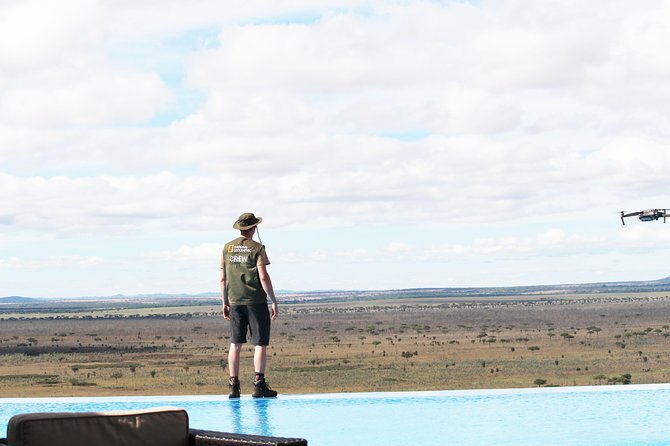 7-Day Premium Luxury Tanzania Safari All-Inclusive - Ngorongoro Crater on Day 6: the drive down, then wildlife on the floor