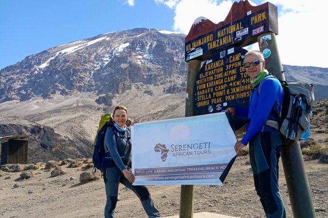 7 days Kilimanjaro climb via Machame route (Whiskey route) - Day 4, Great Barranco Wall: alpine desert walking with a morale boost