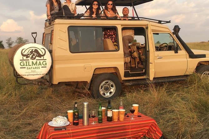 8 Days Great Wildebeest Migration - Mara River Crossing - Arusha to Lake Manyara: starting with culture and then wildlife
