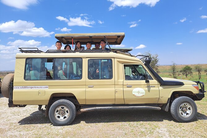 8 Days, Migrations Safari-River crossing -(July to October) - Day 8: Lake Manyara, baboons, blue monkeys, and tree-climbing lions