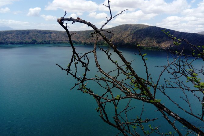8-Hour Lake Chala Guided Tour from Moshi or Arusha - Lunch and views: making the most of the camp break