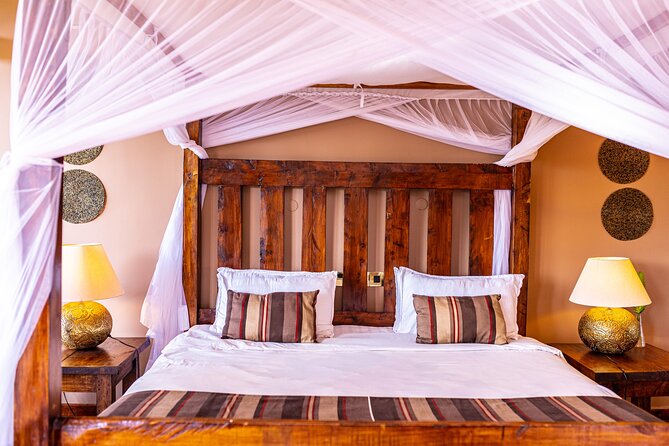 Big Five Classic Safari in Tanzania **Sustainable Travel approach - Day 6: Lake Manyara, Rift Valley variety, and tree-climbing lions