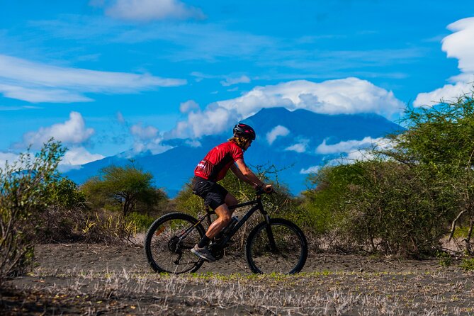 Cycling from Kilimanjaro to Ngorongoro Crater - Day 1: From the Kilimanjaro base-area roads into Chagga and Maasai country