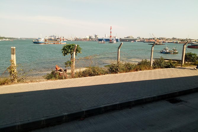 Dar es Salaam City tour and Beach Leisure - 9 hours - Sultan Majjid Building and the City’s Named Landmarks