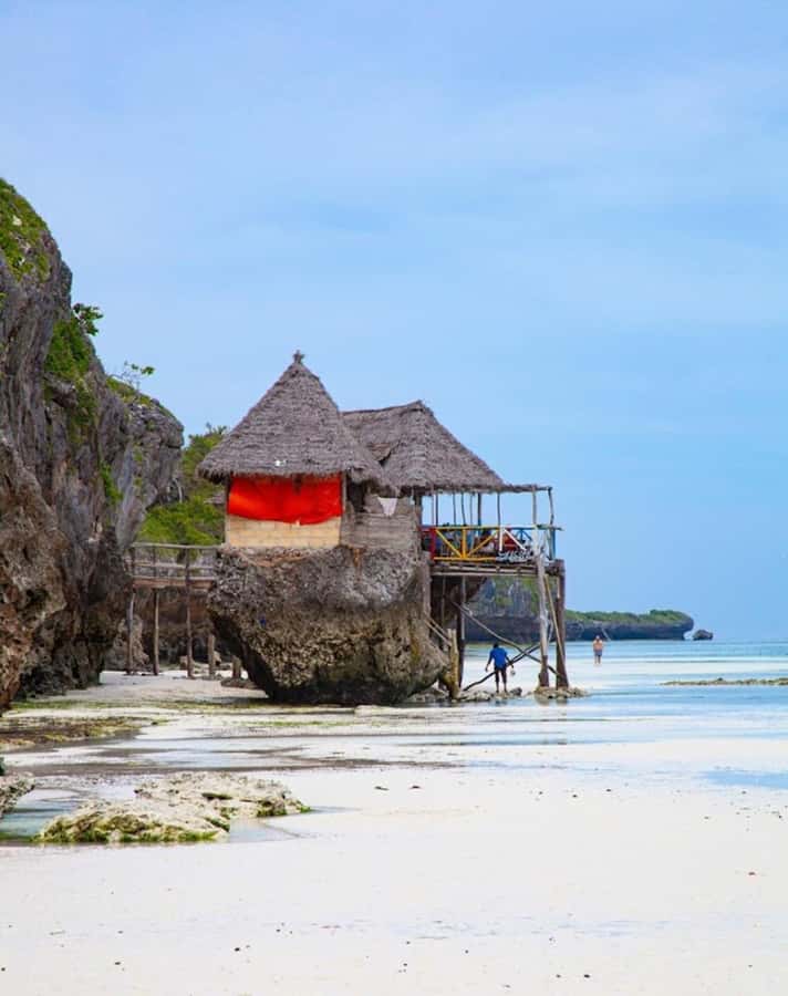 Day trip to the Rock Restaurant & relax on mtende beach - Should You Book This Rock Restaurant and Mtende Beach Day Trip?