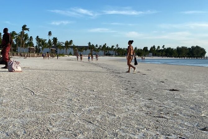 Explore Zanzibar's 6 Quintessential Southeastern Charm Full day - Stop 3: Usumba Rock Restaurant lunch by the sea