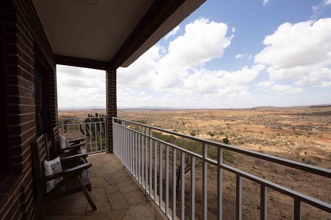 From Arusha: 6 Day Classic Game Drive Serengeti & Ngorongoro - Karatu and back to Arusha: the end of the road, not the safari story