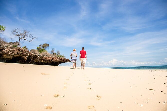 Full-Day Blue Lagoon and Sandbank Boat Tour from Zanzibar ( Safari blue) - Stop 2, Safari Blue: Sandbank Time, Blue Lagoon Water, and Snorkel Expectations