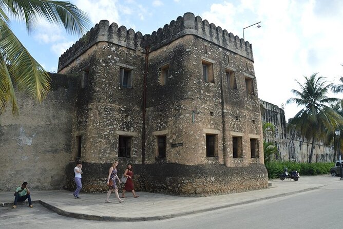 Full-Day Guided private Dolphins tour+ Monkeys + Stone town &spice Farm Zanzibar - Who this private Mnemba, Jozani, spice, and Stone Town day suits best
