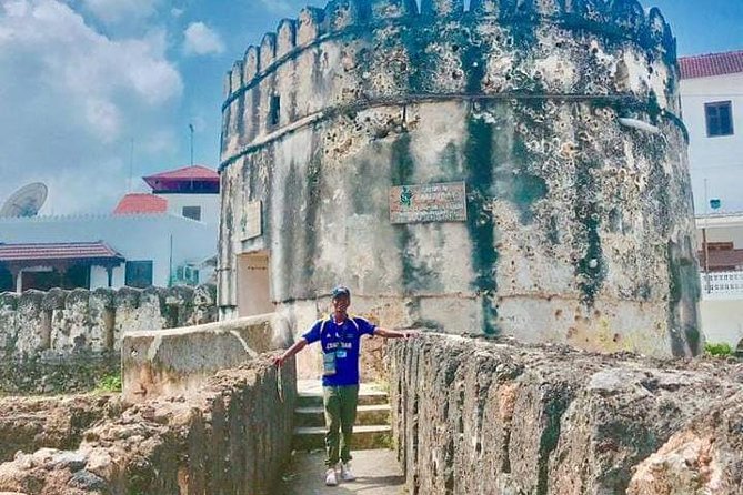 Full Day Holiday Package (Prison Island-Stone Town-Spice farm) - Who should book this tour, and who should skip it