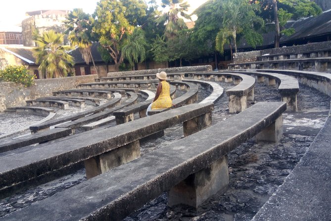 Full day trip (Spice tour, Prison island and Stone Town tour ) - A full-day combo of spices, slave history, and tortoises