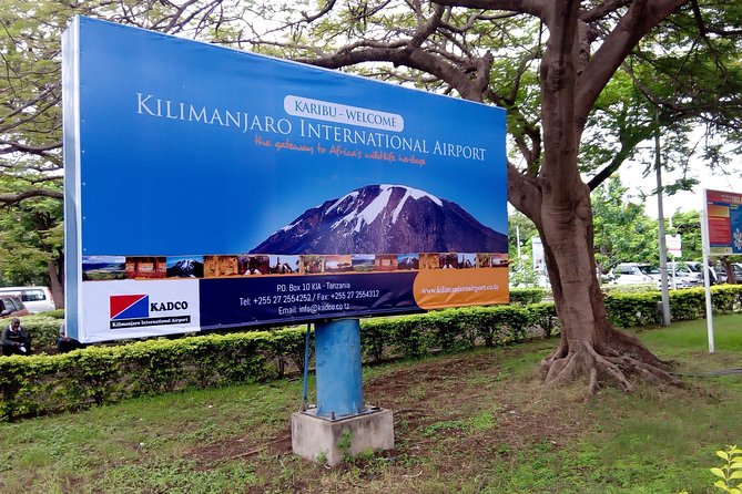 Kilimanjaro Airport taxi to/from Moshi town/Arusha town - JRO to Moshi or Arusha: the easy win over taxi chaos