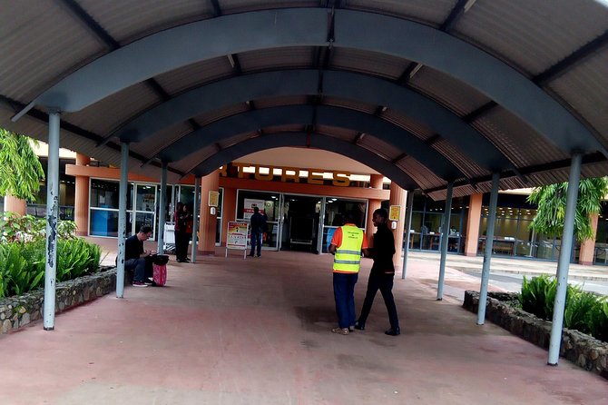 Kilimanjaro Airport taxi to/from Moshi town/Arusha town - Price and value: $50 per group (up to 5) for a private ride