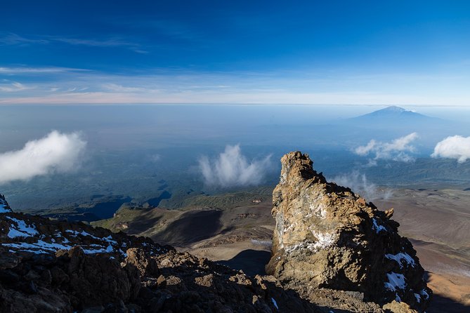 Kilimanjaro climb, Kilimanjaro Crater route (10-day) - Days 2 to 3: Londorossi Gate, Shira camps, and Lava Tower acclimation