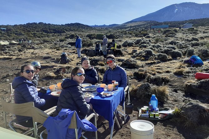 KILIMANJARO MACHAME ROUTE, (Climb 7days) "Whiskey" route - Day 4, Karanga Camp: Great Barranco Wall, a steep test without technical climbing
