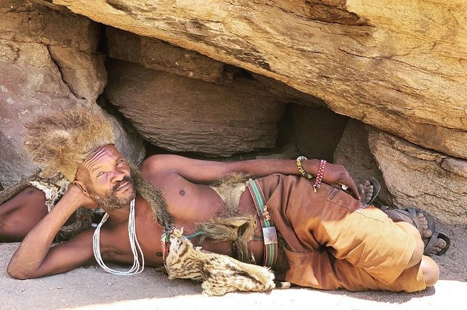 Lake Eyasi & Hadzabe tribe activities - Day 1 at Lake Eyasi: meet the Hadzabe with real time on the ground