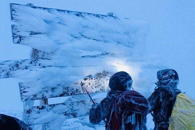 Machame 7 days Kilimanjaro climb - East-side summit approach: what it feels like when altitude starts talking