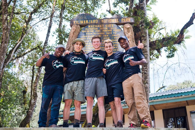 machame route - Guides and the small group size, the human difference