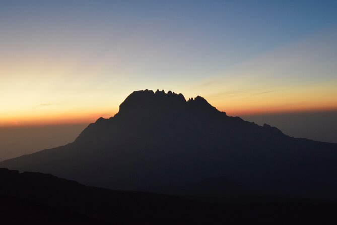 Machame Route 7 Days 6 Nights /Kilimanjaro Climb - Day 3: Shira Camp to Lava Tower to Barranco Camp (12,500 ft to 13,000 ft)