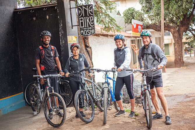 Materuni Waterfall E-Bike Day Trip - Guides and group style: small enough for real attention