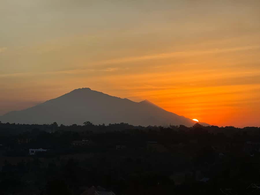 Moshi: Sunset Chill with Drinks and Roundtrip Transfer - A 15-minute ride to a viewpoint that feels farther away