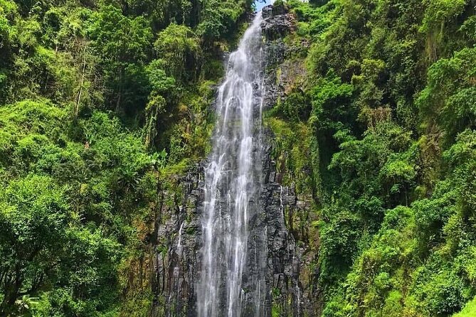 Multi-Day Camping Safari Experience in Arusha - Sunrise Serengeti, Then Ngorongoro Crater: The Two-Stop Mindset
