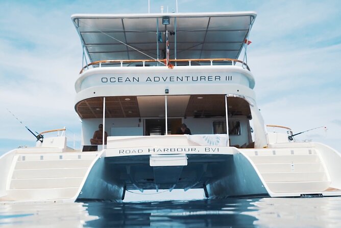Private Catamaran - Stone Town Islands & Sandbanks (5 hrs) - The crew and captain: professional service with a friendly tone