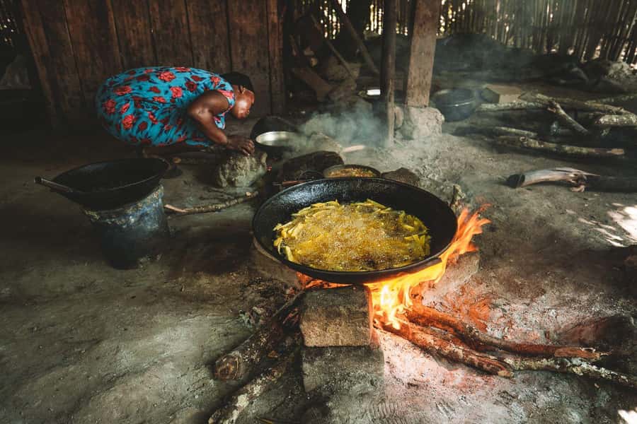 Private Chemka/Kikuletwa hotsprings with lunch & drinks - Arusha or Moshi pickup, then the road through real villages
