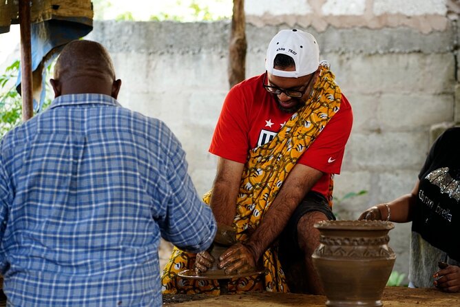 Private Traditional Pottery Class near Arusha - Lunch and water: what is included, and what you may pay extra for