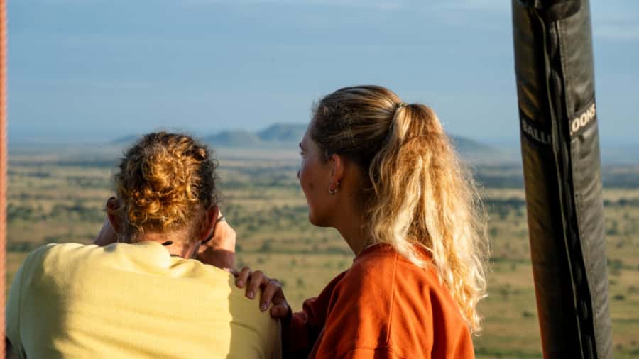 Serengeti: Hot Air Balloon Flight with Champagne Breakfast - Who this Serengeti hot air balloon trip fits best