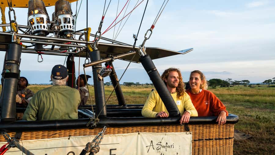 Serengeti: Hot Air Balloon Flight with Champagne Breakfast - From pickup to basket: the morning flow that keeps things smooth