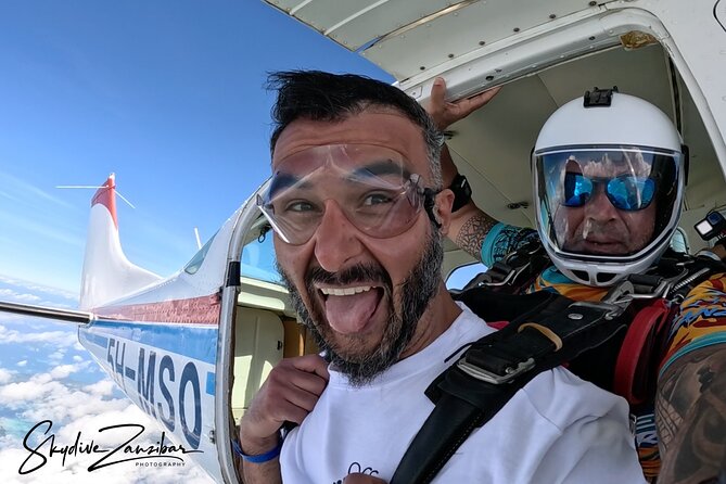 Skydive Zanzibar | Tandem Skydive - Key highlights at a glance