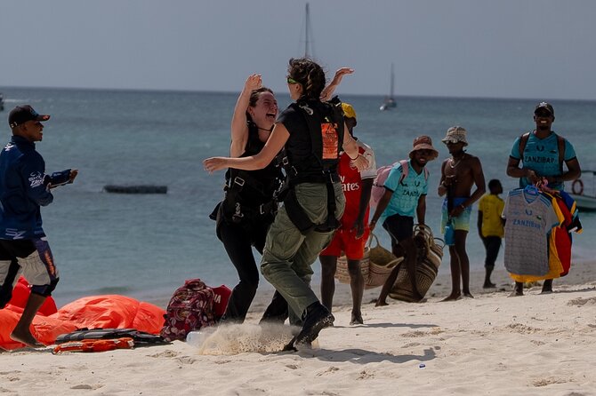 Skydive Zanzibar | Tandem Skydive - Weather, weight limits, and how to plan without disappointment