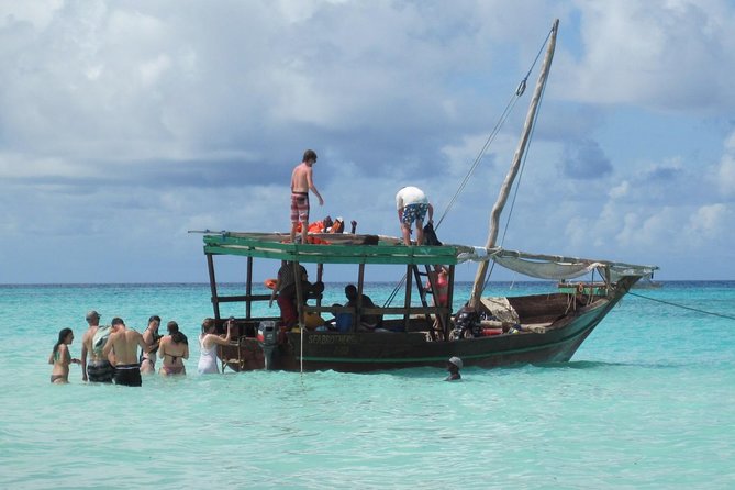 Snorkeling at Mnemba Atoll - Price and logistics: is $95 per person worth it?