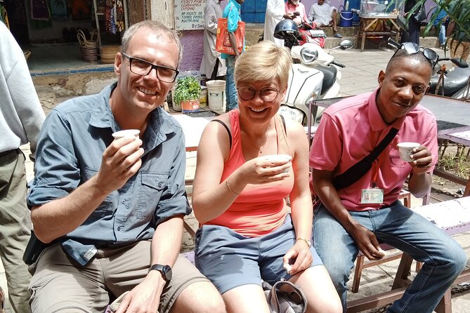 Stone Town Historical Walking Tour - What Makes the Guides Stand Out in This Tour Style