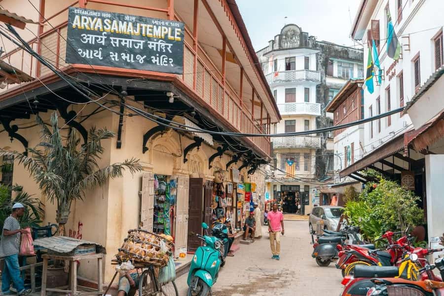 Stone Town's Hidden History: Private Guided Walking Tour - Key Points Before You Go