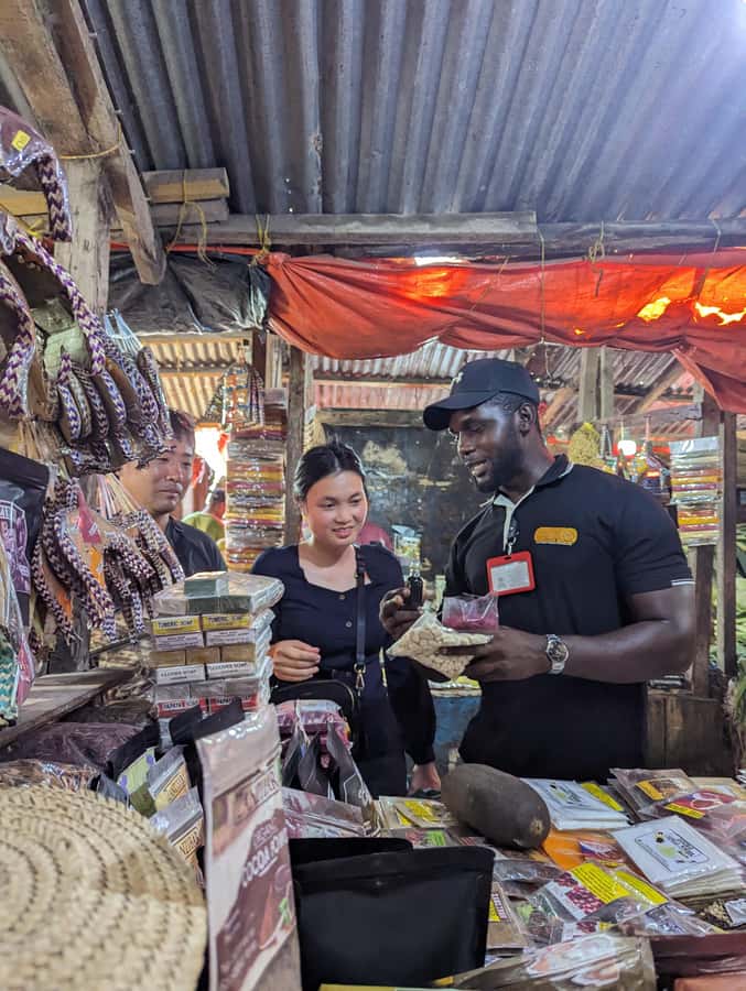 Stone Town: Stone Town and Prison Island Private Day Trip - Walking the tight lanes of Stone Town without feeling rushed
