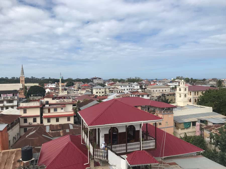 Stone Town: Stone Town and Prison Island Private Day Trip - A note on lunch, snacks, and what you should budget for food