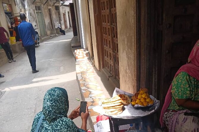 Stone Town Walking Tour - House of Wonders (Beit-el-Ajaib): electricity, an elevator, and what you can see now