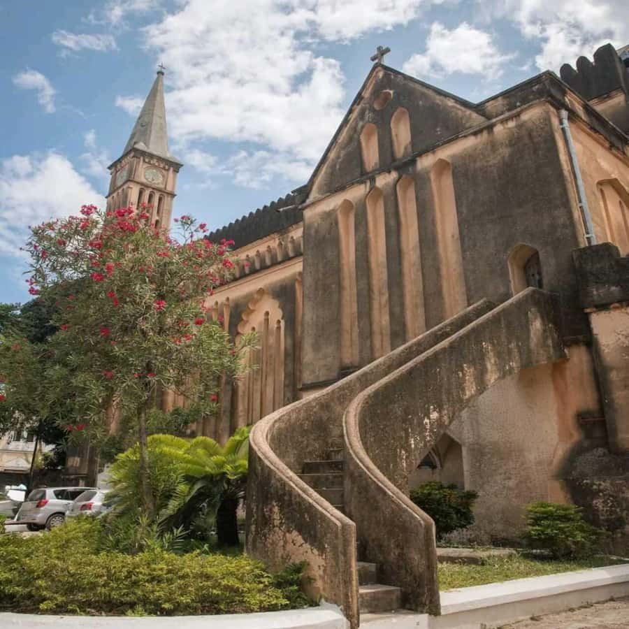 Stone Town Walking Tour with Female Guides - Timing, pace, and what to bring so you enjoy the walking