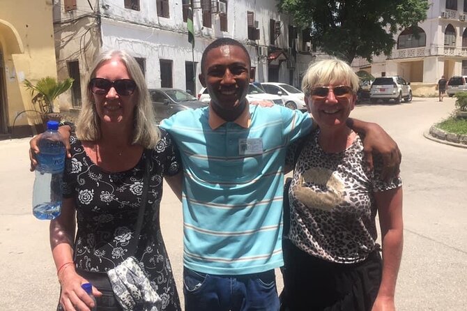 StoneTown Tours - Forodhani Garden: a good pivot point for your day