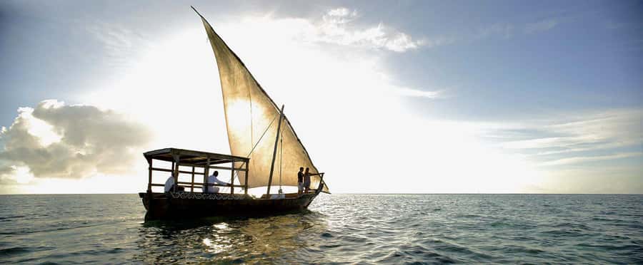 Sunset Dhow from Kendwa/Nungwi Magic Hour on the Ocean - Drinks and Tropical Fruits: What You Can Expect to Eat