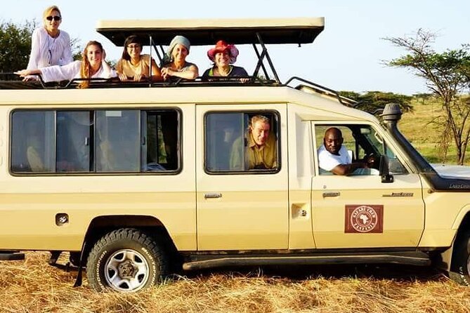 Tanzania Safari - The Great Migration in the North of the Serengeti and Lake Natron - Day 6 Lake Natron to Tarangire: Footpaths and a Different Kind of Safari